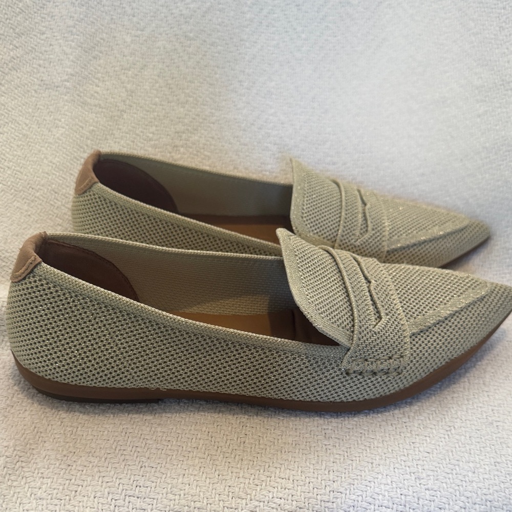Aerosoles sparkly gold Davien Knit Flat women’s size 7M